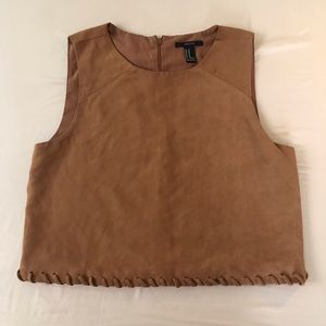 BROWN TOP